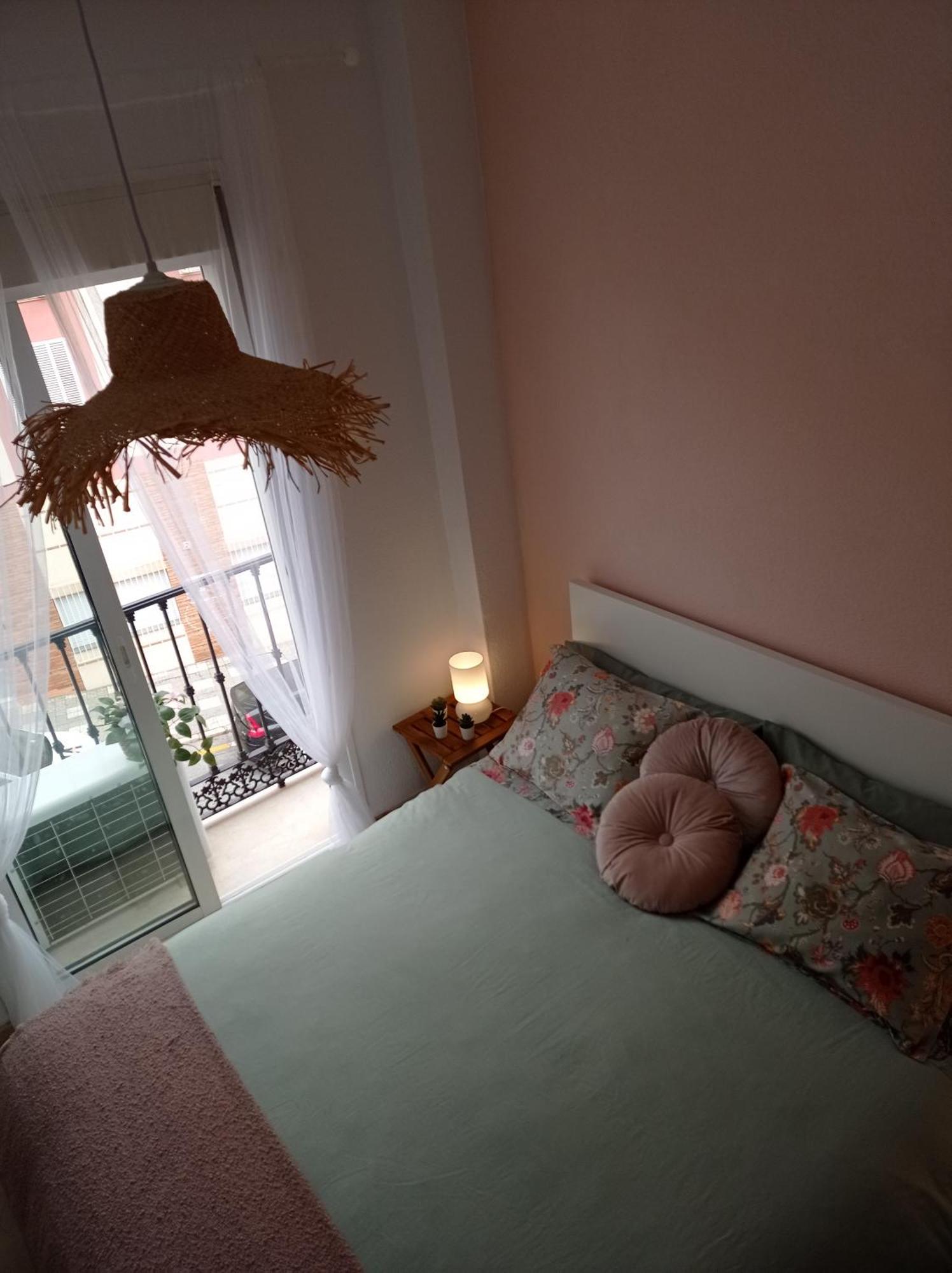 Lejlighed Penthouse With Solarium In The Center Of Malaga-atico Con Solarium En El Centro De Málaga